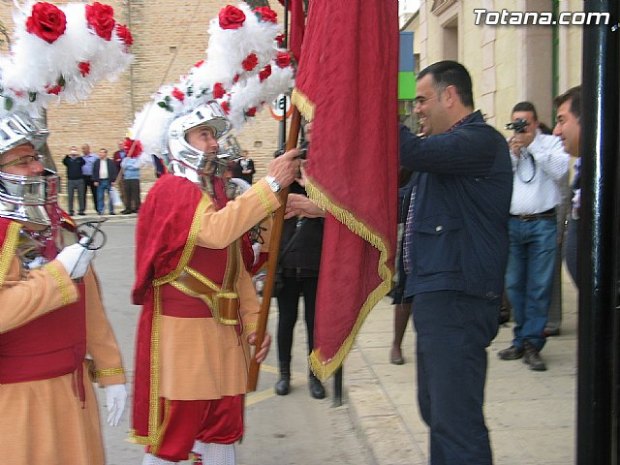 ENTREGA DE LA BANDERA A 