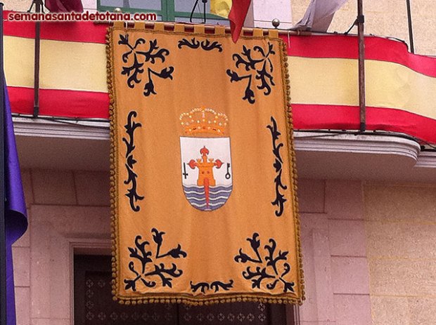 EL ALCALDE DE TOTANA FELICITA AL ILUSTRE CABILDO SUPERIOR DE PROCESIONES Y A TODAS LAS HERMANDADES Y COFRADÍAS